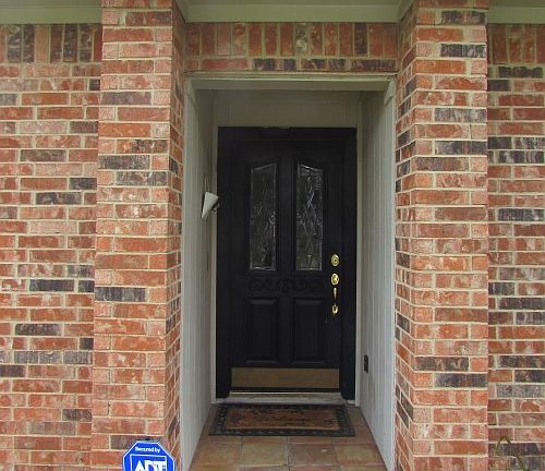 2nd image of 2621 Fallcreek Dr
