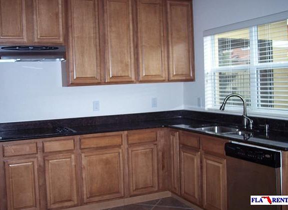 5th image of 7235 Regina Way #7235