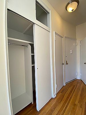 4th image of 317 E 90th St APT 5C