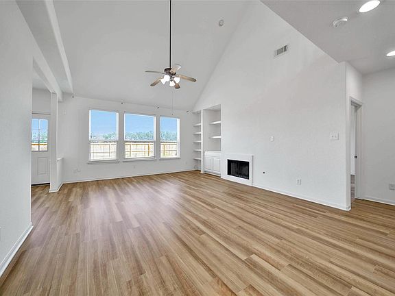 4th image of 19918 Letchfield Hollow Dr