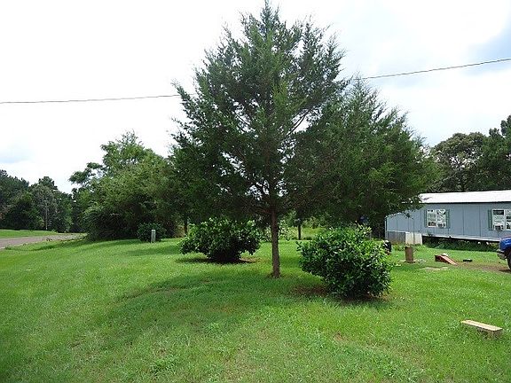 5th image of 1010 Woodland Hls