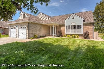 2nd image of 8 Alton Ct
