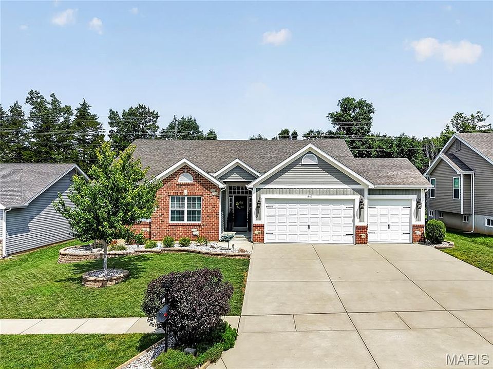 1st image of 1809 Barclay Trail Dr