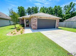 12710 Darby Dr, Walker, LA 70785