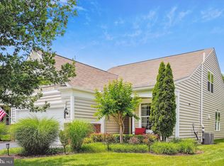 20690 Golden Ridge Dr, Ashburn, VA 20147