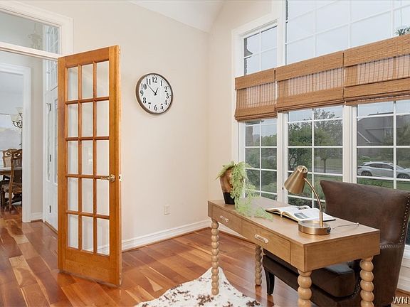 4th image of 187 S Rockingham Way