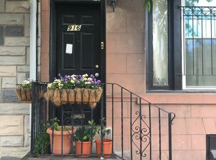 916 S 22nd St FLOOR 2, Philadelphia, PA 19146