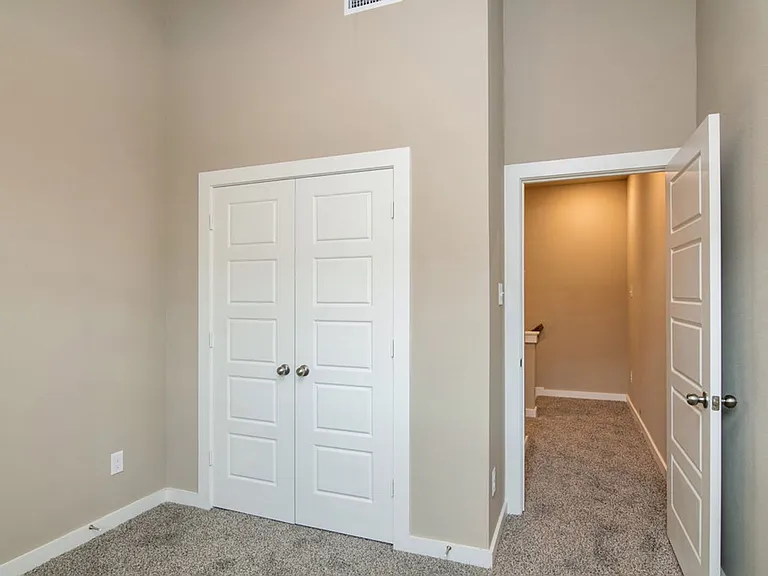 605 Harvest Moon Dr — Photo 12