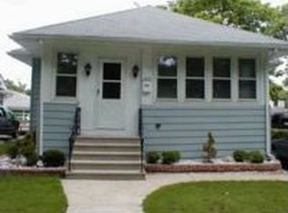 211 W 15th Pl, Chicago Heights, IL 60411