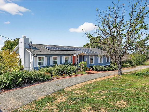 2nd image of 10079 W Lilac Rd