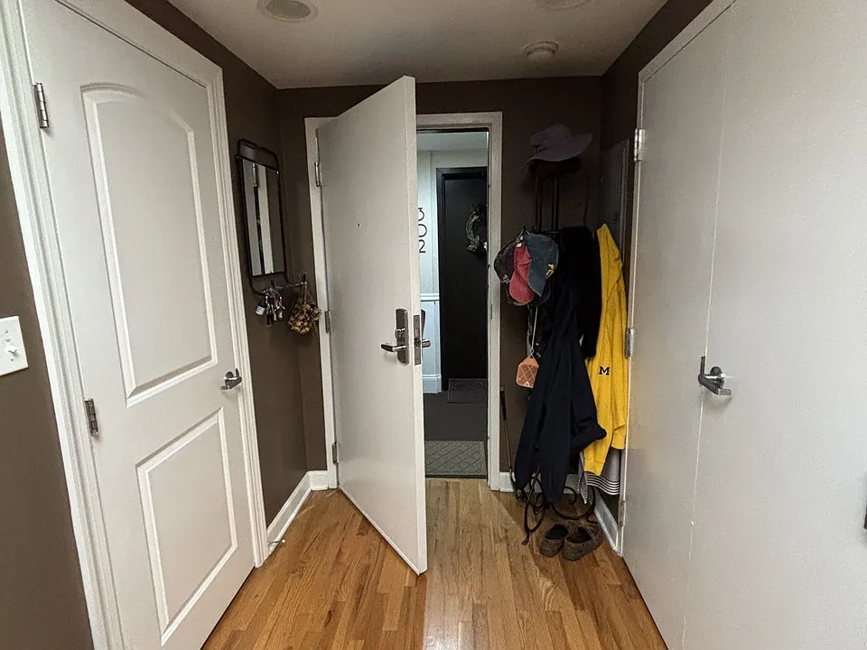 Front entry to apartment