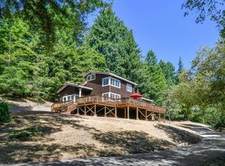 1011 Vine Hill Rd, Santa Cruz, CA 95065