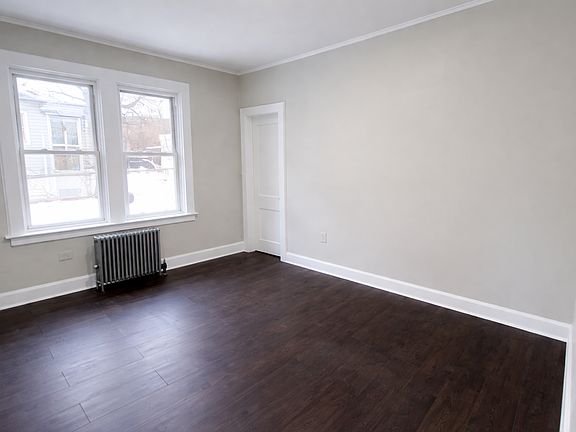4th image of 47 Lindsley Ave #1