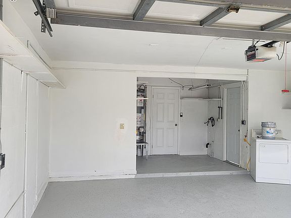 2nd image of 130 Melbourne Ave