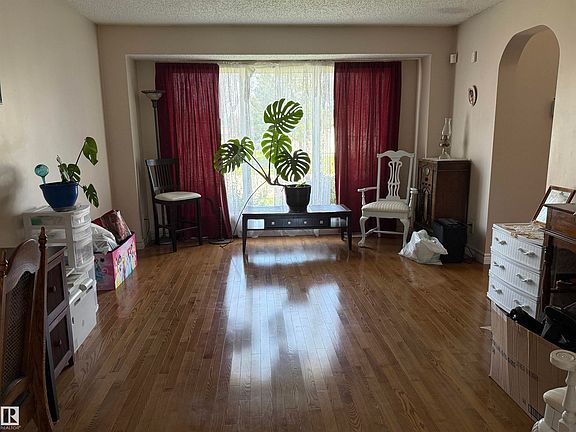 3rd image of 1 Adamic Cres