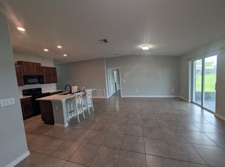 10337 Boggy Moss Dr, Riverview, FL 33578