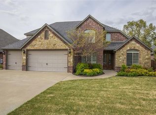 1806 Gosford Ave, Bentonville, AR 72713