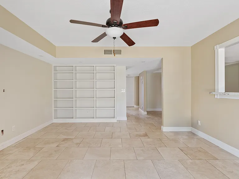 2232 W Lindner Ave #15 — Photo 4