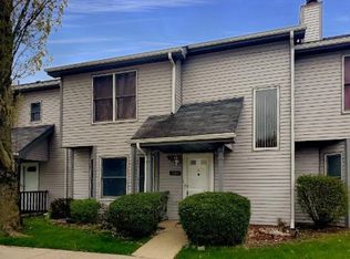 6064 Virginia St, Merrillville, IN