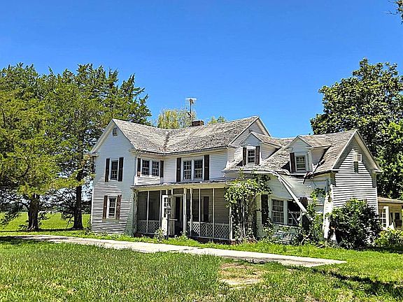 2nd image of 865 Colona Rd