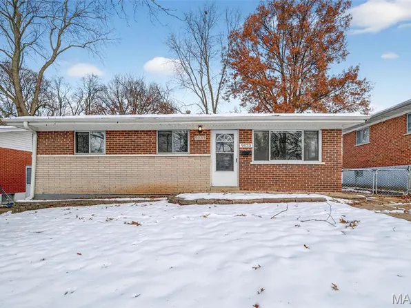 9033 Bobb Ave, Saint Louis, MO 63114