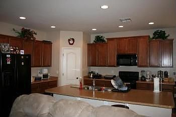 4th image of 32842 N Pebble Creek Dr
