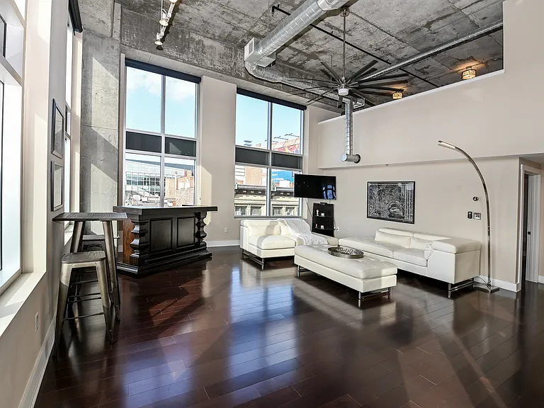 353 W 4th St #501 — Photo 19