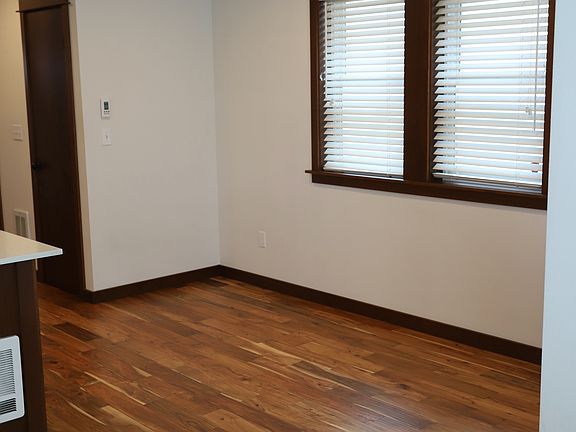 5th image of 10703 NE Rhody Way