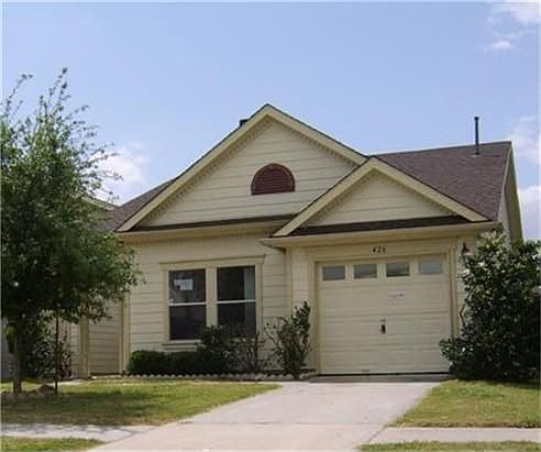 1st image of 426 Remington Creek Dr