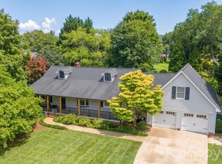 567 Canvasback Rd, Mooresville, NC 28117