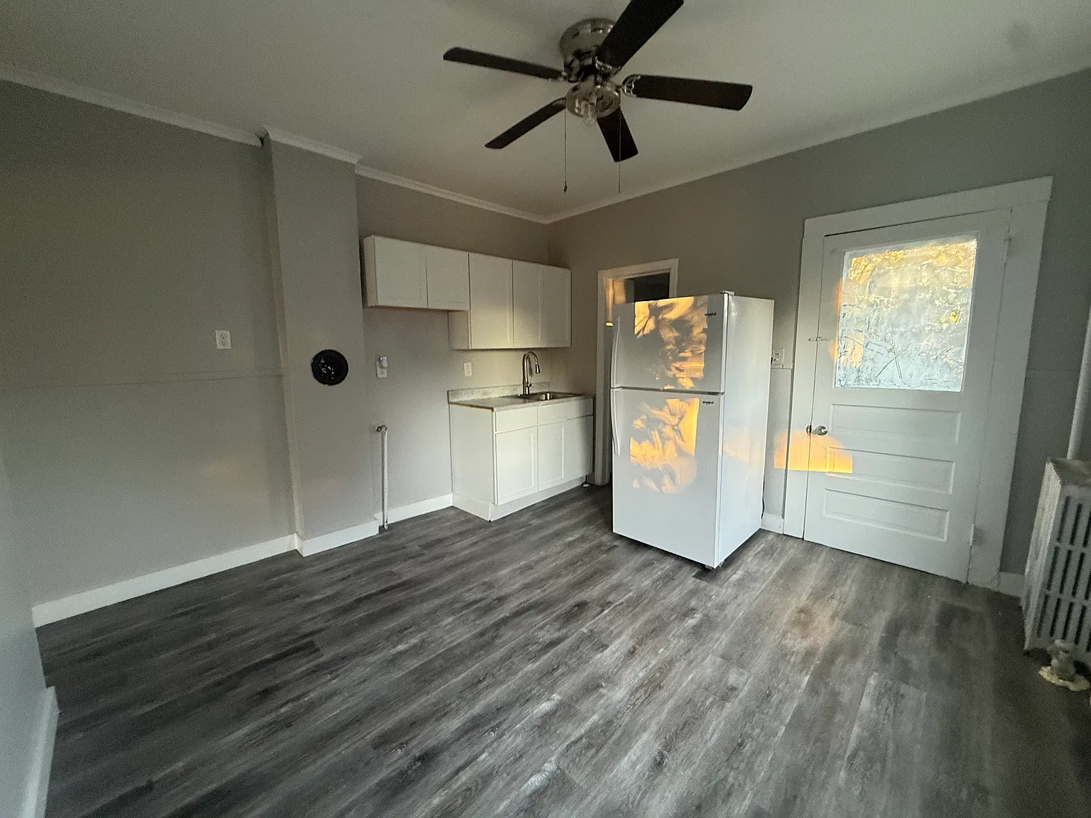 2 bed, 650 sqft, $1,150 — Photo 3