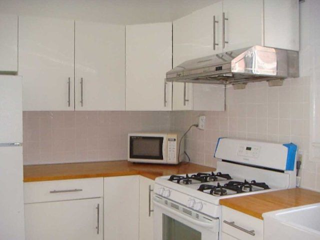 2nd image of 4116 160th St