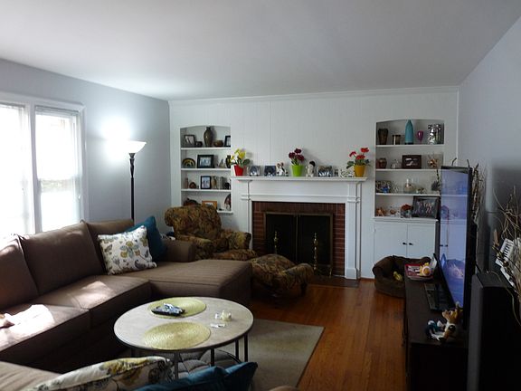 3rd image of 3007 N Pollard St