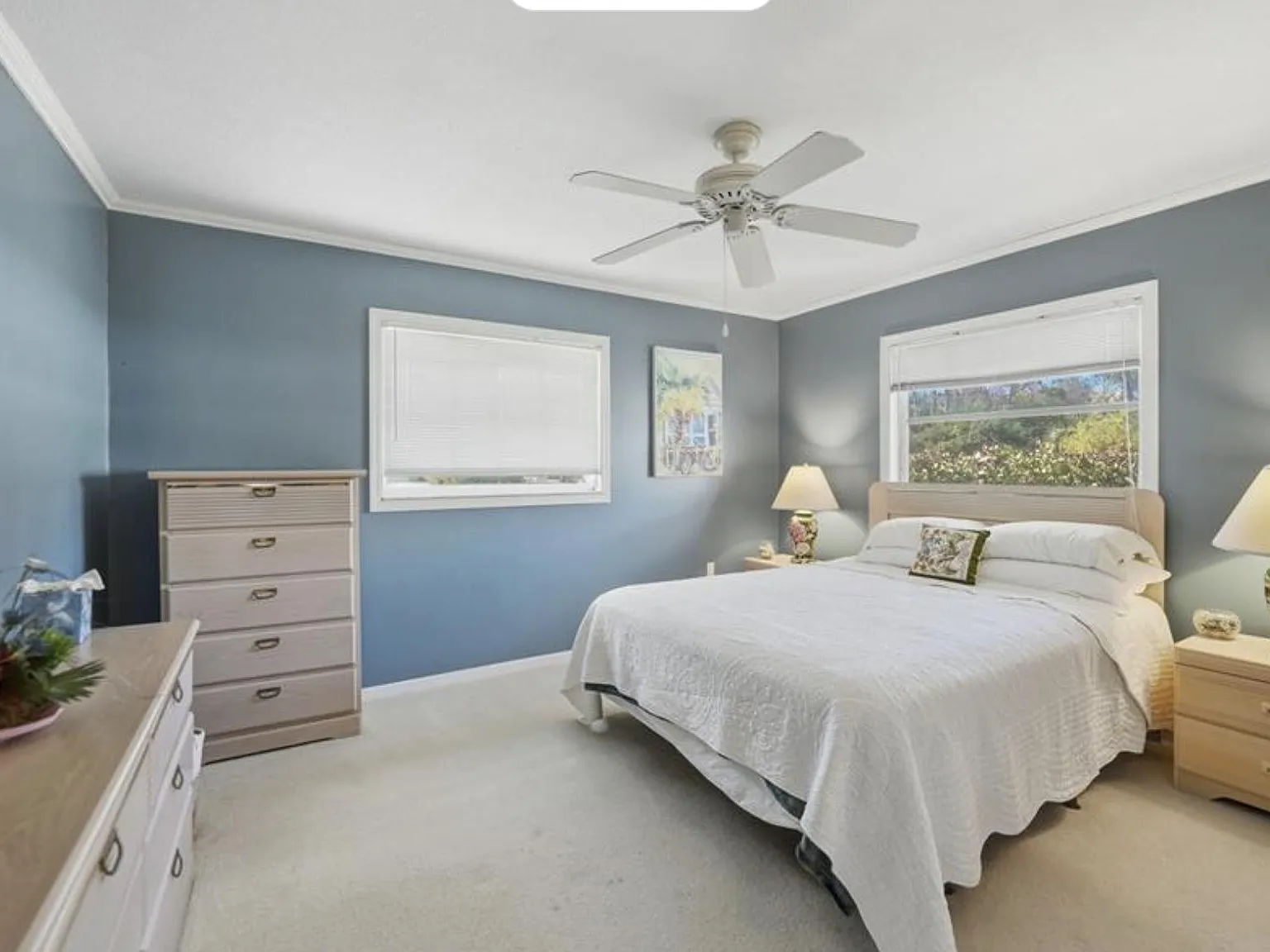 4 bed, 3.0 bath, 2396 sqft, $1,027 — Photo 1