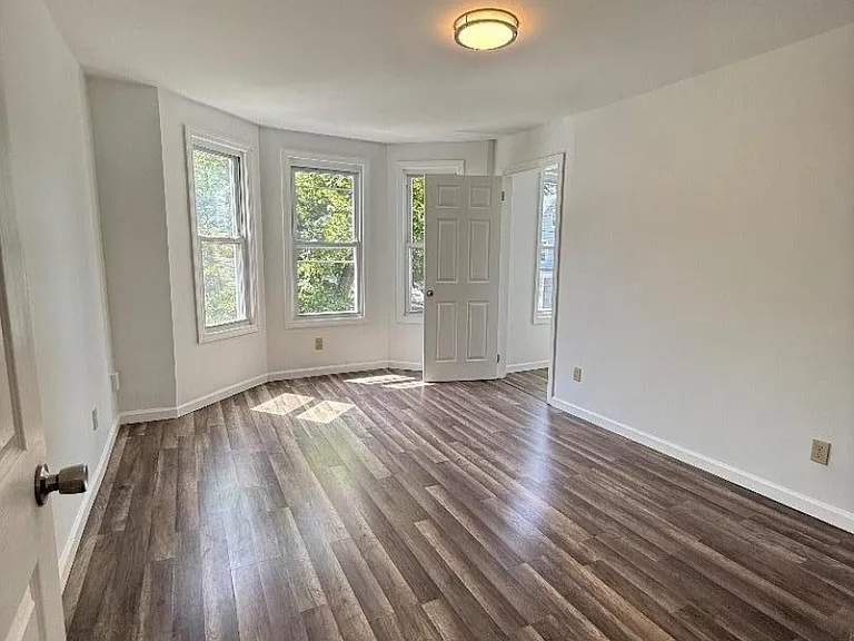 792 S 15th St — Photo 10