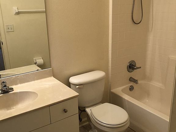 4th image of 23B Rose Dr