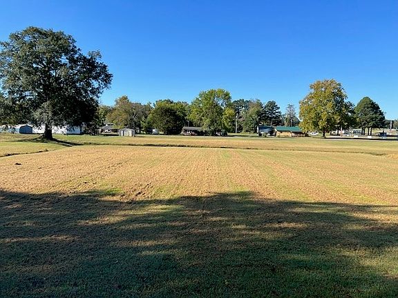 5th image of 555 Cabin Creek Ave
