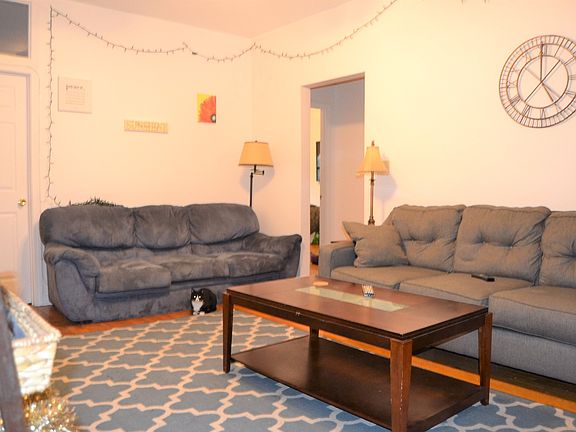 2nd image of 33 Egremont Rd APT 4