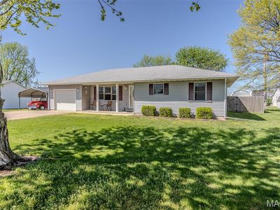 1123 Howard Dr, Lebanon, MO, 65536