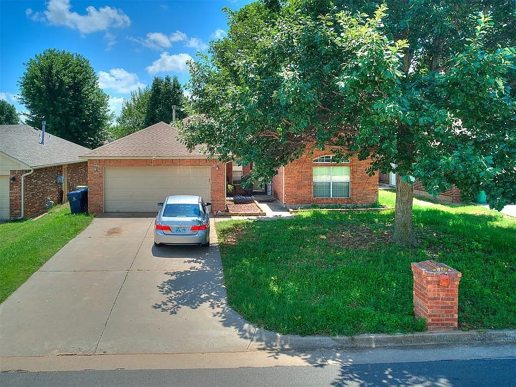 3 bed, 1431 sqft, $1,500 — Photo 3