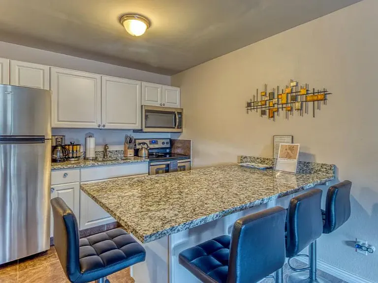 851 W Beaver Creek Blvd #19 — Photo 3