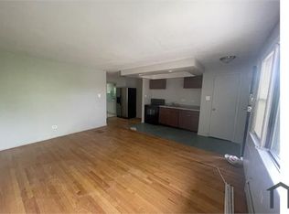 7846 S Exchange Ave #6, Chicago, IL 60649