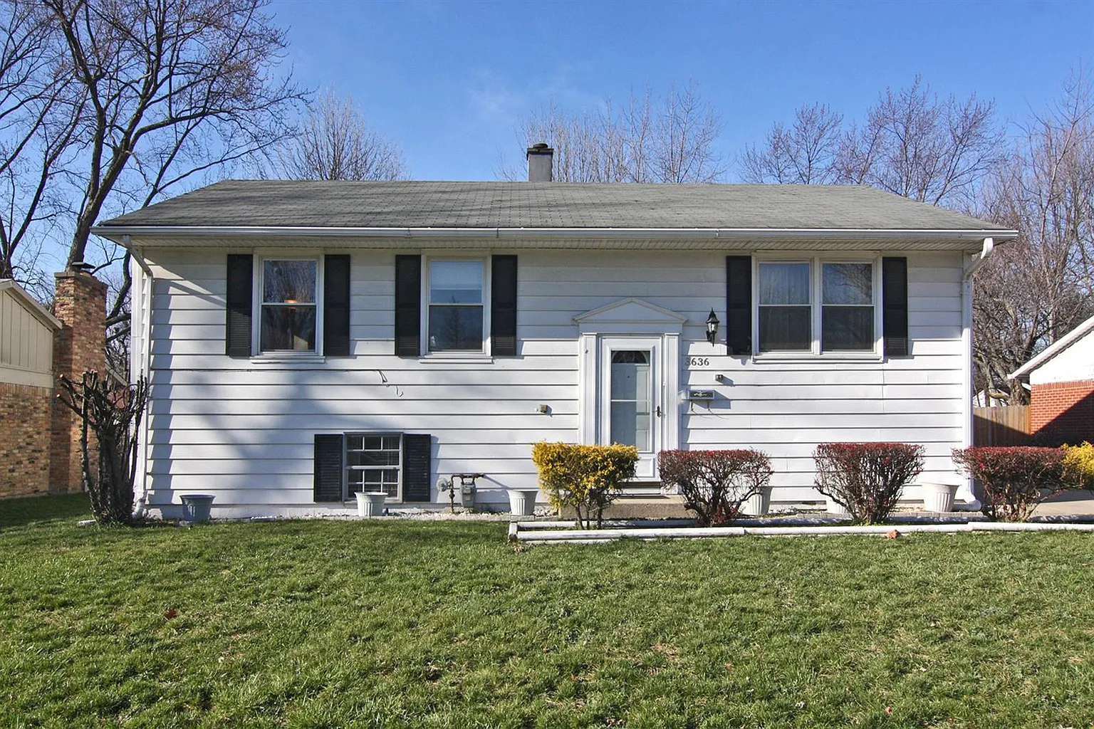 3636 N Mitchner Ave photo 1