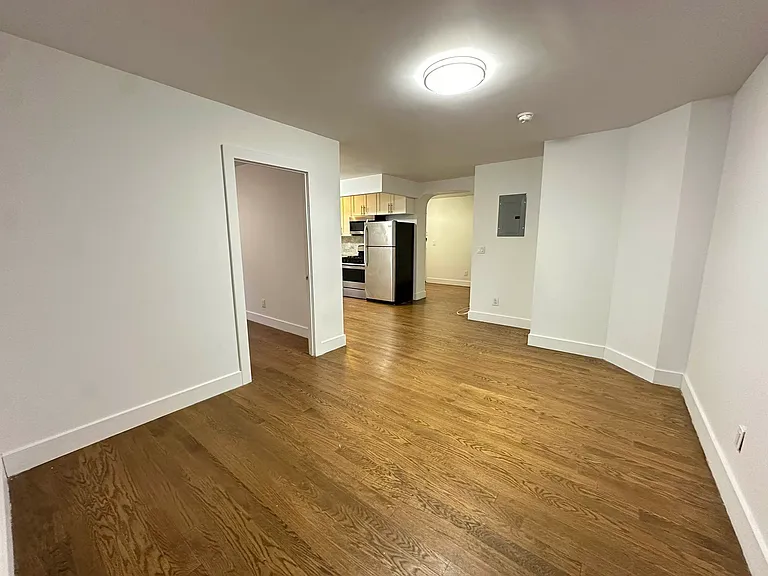3660 Waldo Ave #J1 — Photo 3