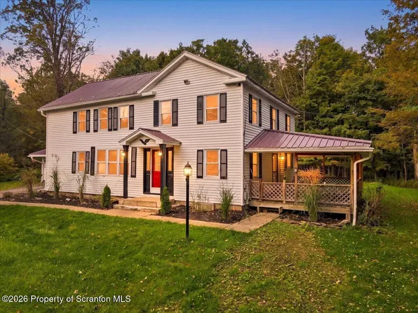 150 Wells Rd, Greenfield Township, PA 18407