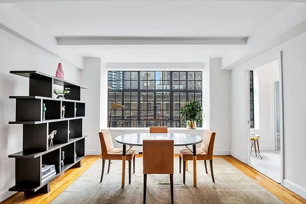 Sold by Compass | media 19