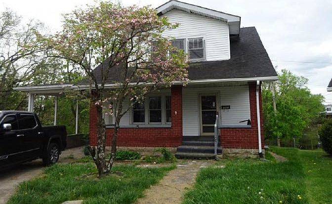 1st image of 702 Gartrell Ct