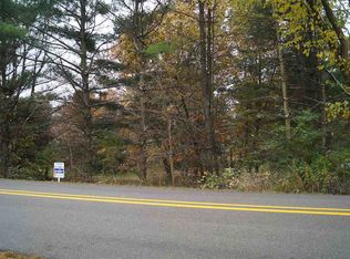 8357 E Crockett Rd, Roscoe, IL 61073