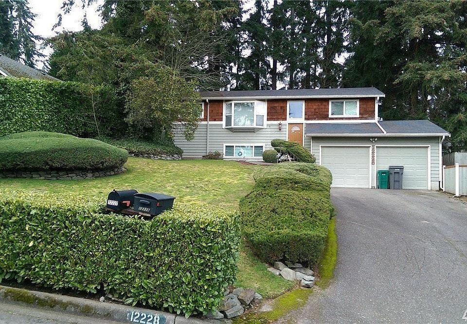 1st image of 12228 NE 136th Pl