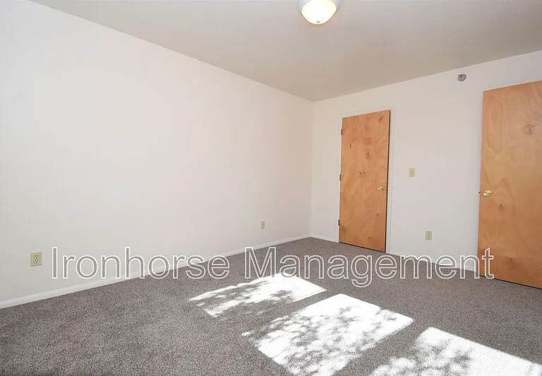 813 W Villard St #71 — Photo 19